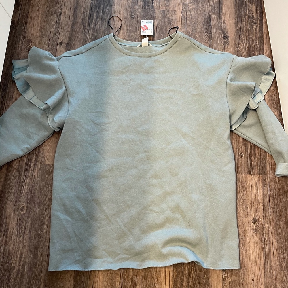 A classic and chic dress for fall